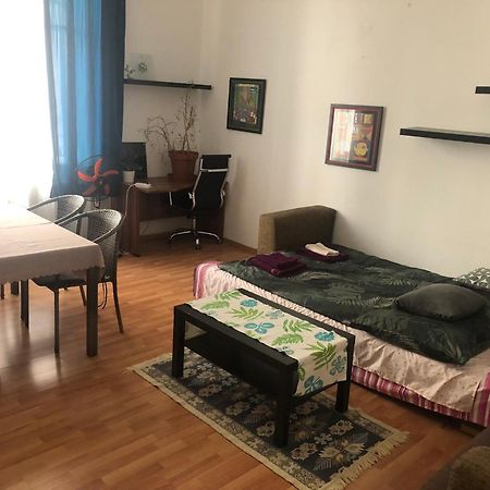 Appartamento Kriszti Budapest Esterno foto